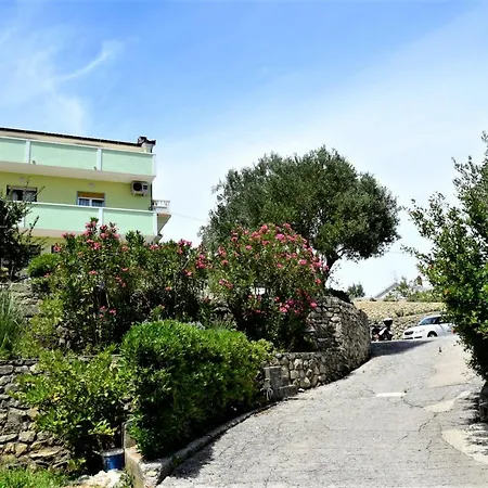 Apartament Family Andrea Close To Palit